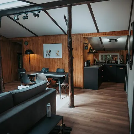 Forest - 50min Od Warszawy 度假居